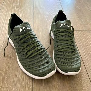APL TechLoom Wave- Fatigue Green -Size 9 -Worn 1x